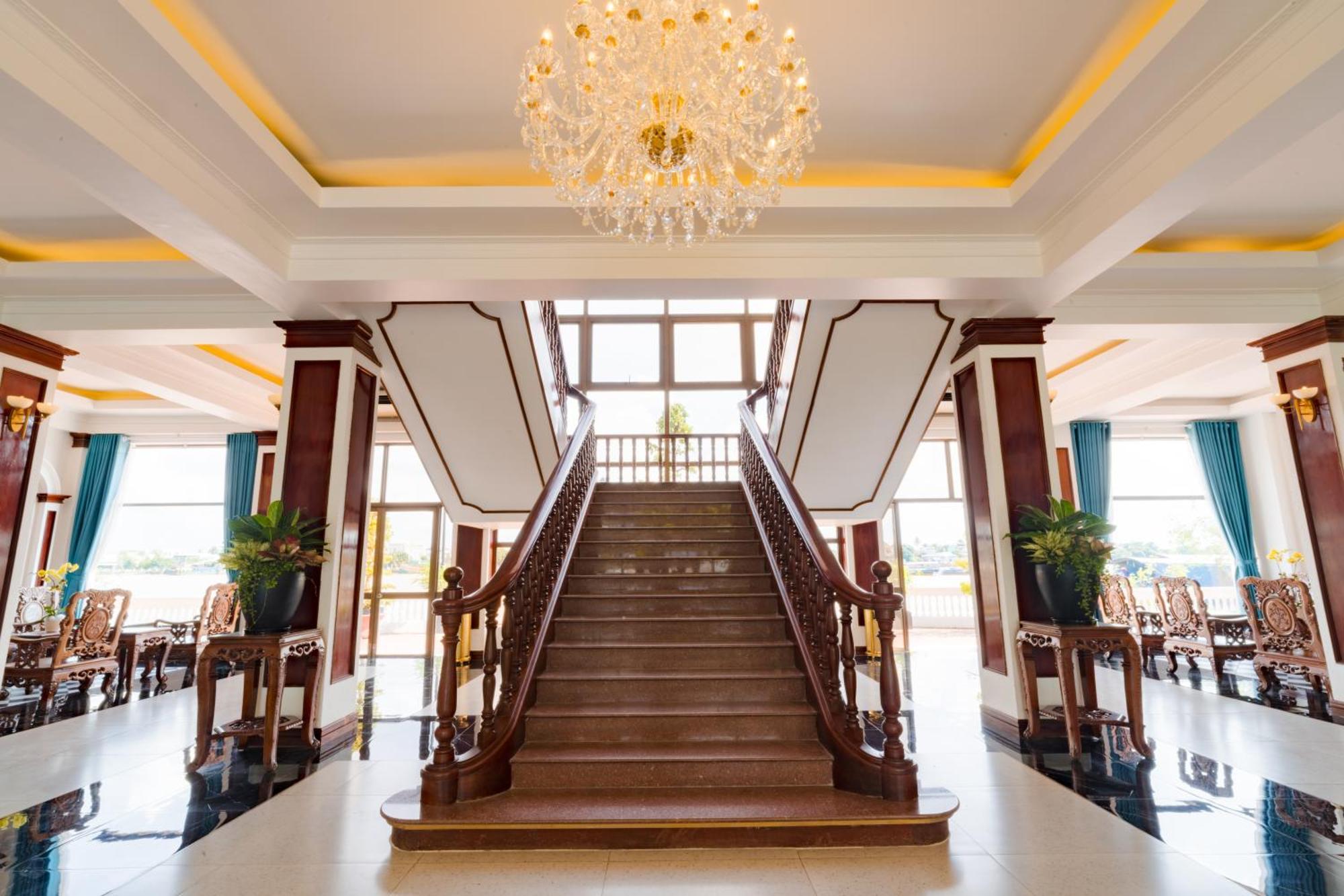 Chuong Duong Hotel My Tho Bagian luar foto