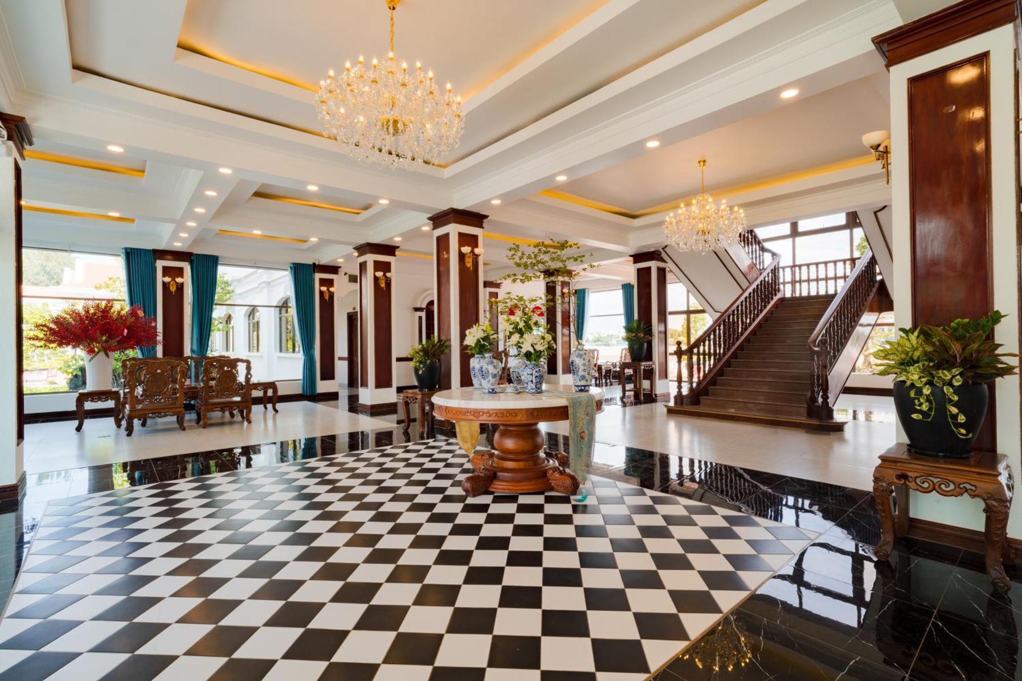 Chuong Duong Hotel My Tho Bagian luar foto