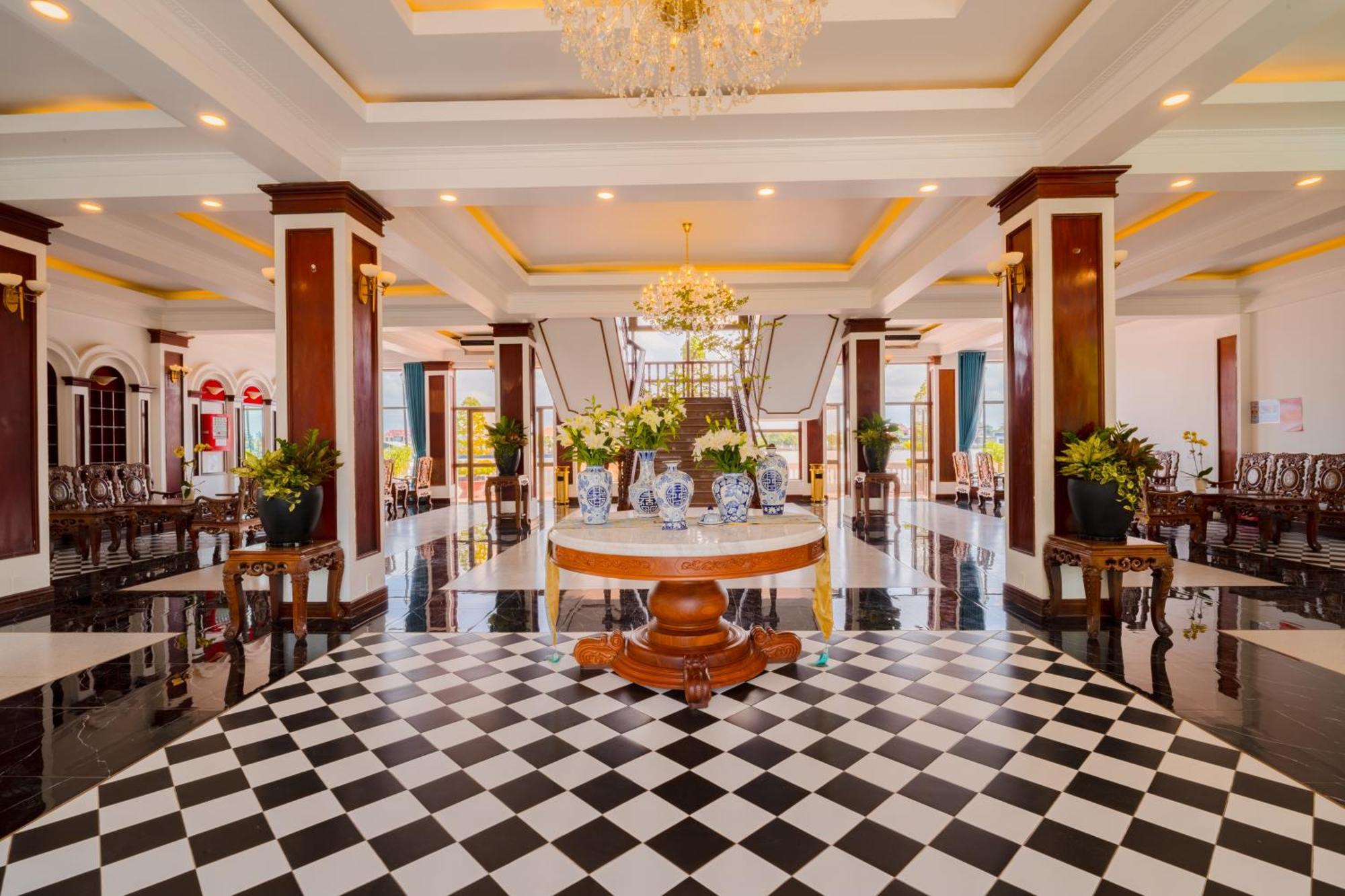 Chuong Duong Hotel My Tho Bagian luar foto