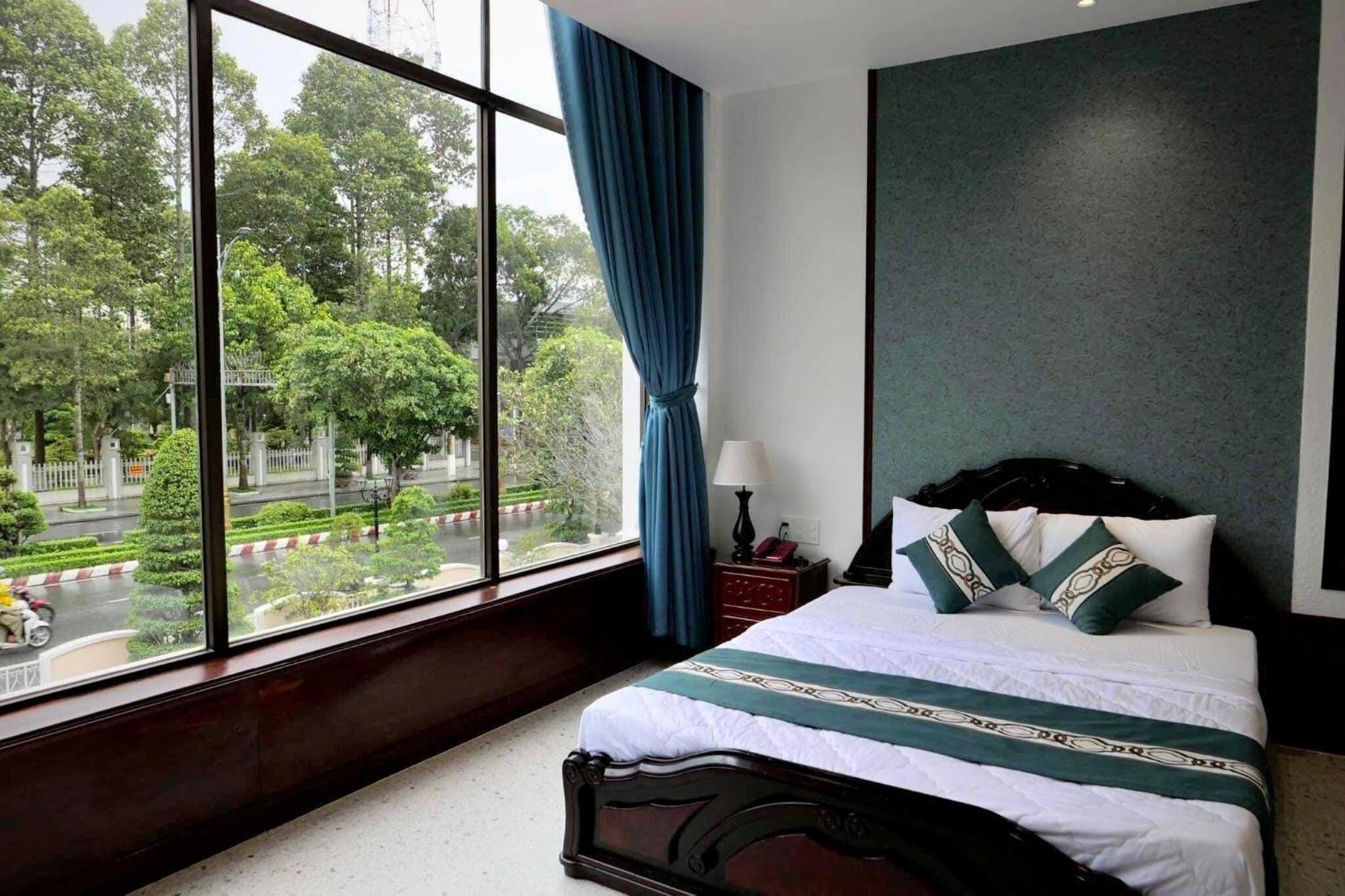 Chuong Duong Hotel My Tho Bagian luar foto
